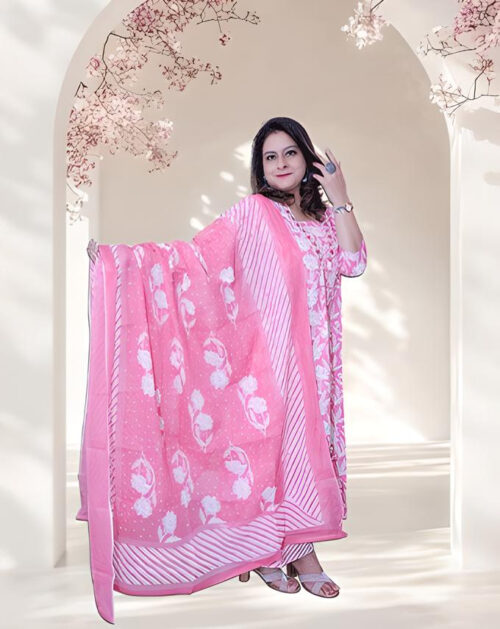 Gulabi Nazaakat - Image 3