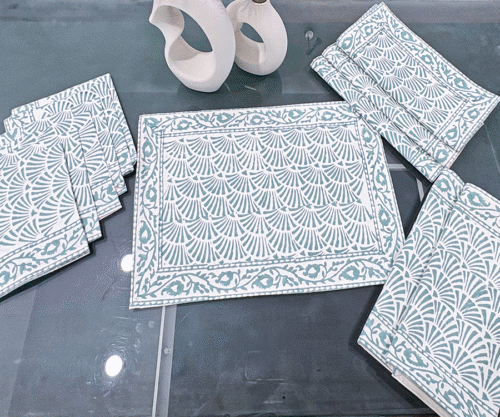 Serene Shells Table Mat